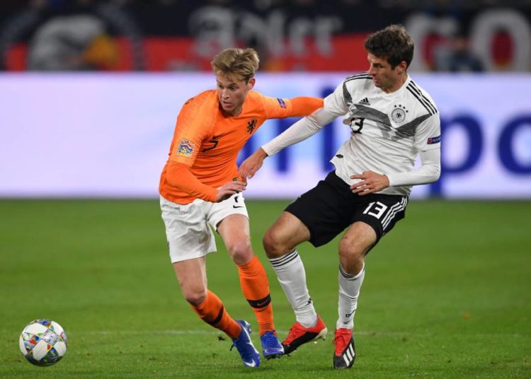 Frankie de Jong protagonista en el triunfo de Holanda
