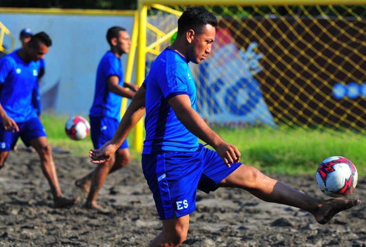 La Selección Nacional pierde en China