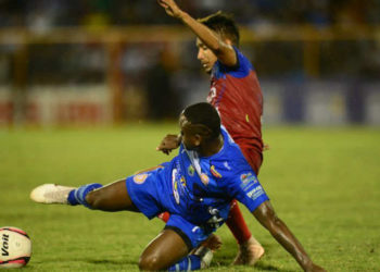 Picante derbi santaneco para despegar en la Liga Mayor
