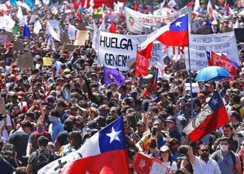 Chile cancela cumbres de Cooperación y del clima por manifestaciones