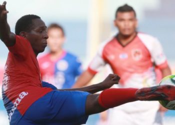 Bryan Gil le da la victoria a C.D FAS