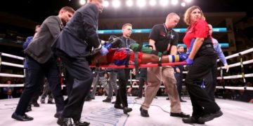 Boxeador queda en coma tras ser noqueado