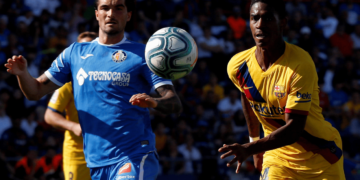 Junior Firpo, baja de última hora en el Barcelona por lesión