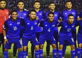 Carlos De los Cobos ensayó con el posible once titular para el sábado