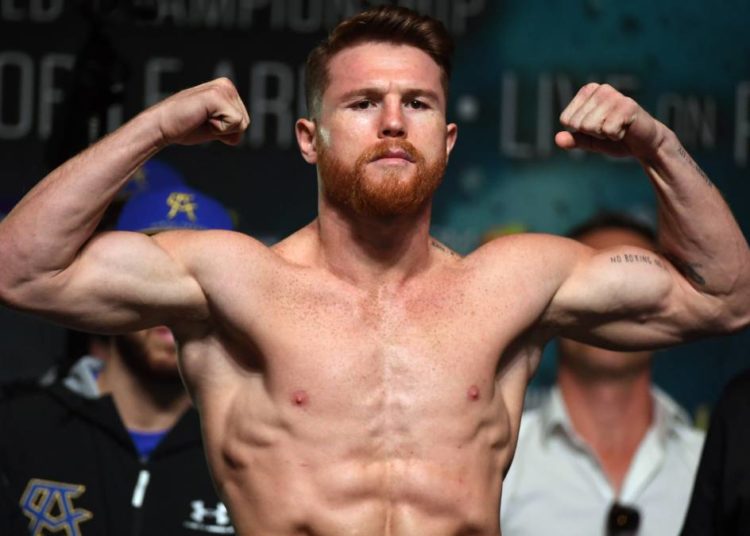 ‘Canelo’ Álvarez niega que vaya a pelear con Mayweather y se «burla» de su regreso