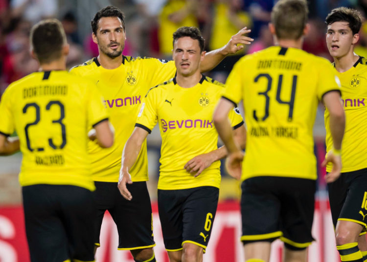 Borussia Dortmund e Inter se juegan su futuro en la Champions League