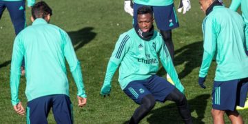 Vinicius, otra vez fuera de la lista ante el PSG