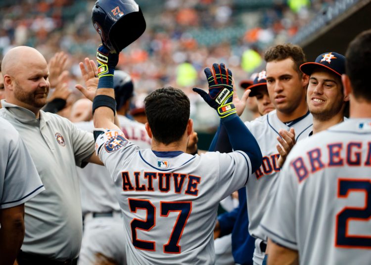 Reportan que Cora y Beltrán eran clave en escándalo de trampas de los Astros