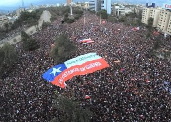 A través de las redes sociales convocan a nuevas protestas en Chile