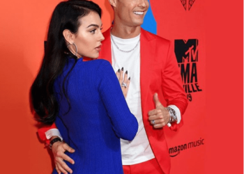 La mano en “offside” de Cristiano Ronaldo que causó furor en las redes