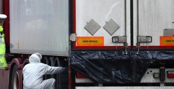 Autoridades logran identificar a los 39 cadáveres hallados en tráiler en Inglaterra