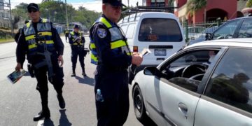 Conductor detenido por manejar bajo los efectos del alcohol