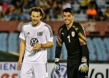 La súper despedida de Diego Forlán
