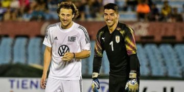 La súper despedida de Diego Forlán