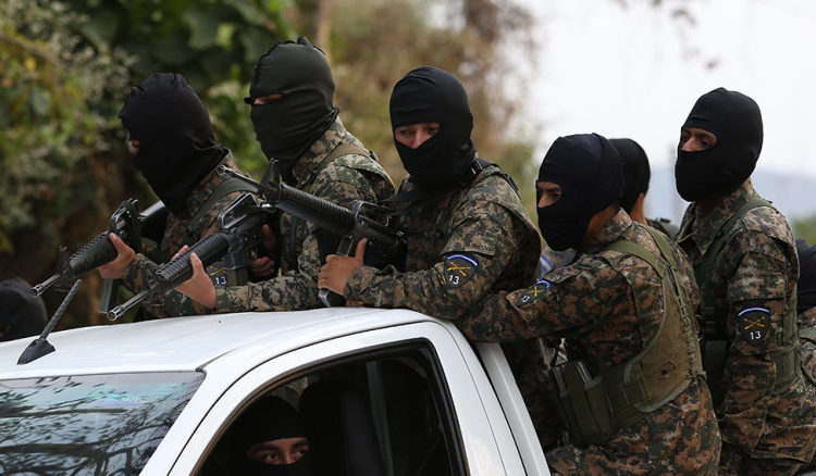 Trece pandilleros se infiltraron en la Fuerza Armada en últimos meses
