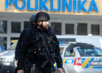 Un hombre mata a seis personas en un hospital checo antes de suicidarse