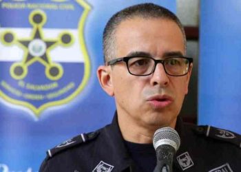 Howard Cotto declaró en FGR por supuesta vinculación con pandilleros