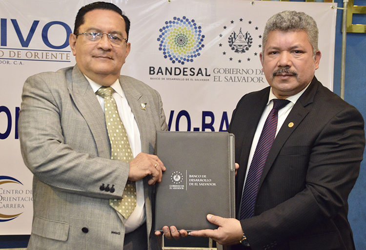 Correos de El Salvador lanza Sello Postal en conmemoración al  25º Aniversario de BANDESAL