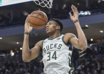 Bucks, a dos triunfos de igualar su mejor racha