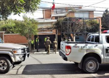 Varios exfuncionarios bolivianos se refugian en embajada de México