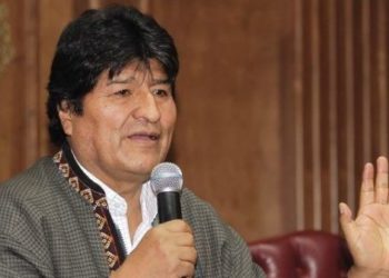 Evo Morales sale de México rumbo a Cuba