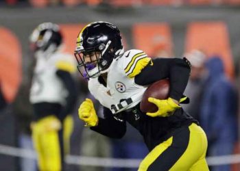 James Conner jugaría contra los Buffalo Bills