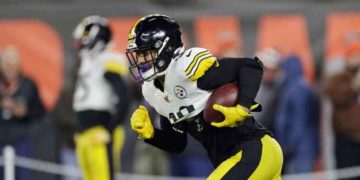 James Conner jugaría contra los Buffalo Bills