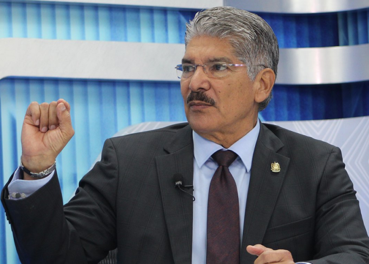 Quijano propone que se eliminen $30 millones en seguros médicos al gobierno de Bukele