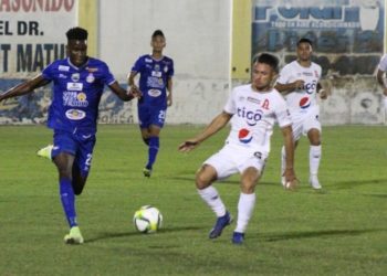 Alianza debuta con goleada ante Metapán