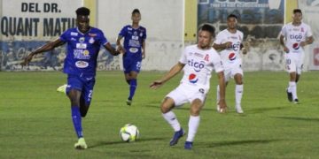 Alianza debuta con goleada ante Metapán