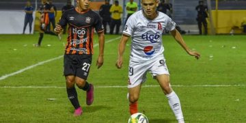Alianza agarra impulso ante Águila antes de viajar a México
