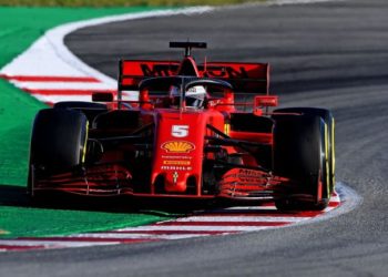 Binotto volvió a hablar sobre la renovación de Vettel