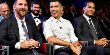 L’Équipe revela quién es el futbolista y el DT mejor pagado del mundo