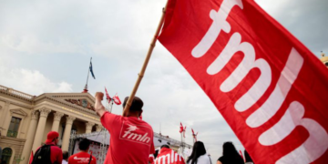 Dirigentes del FMLN se reunieron en 13 ocasiones con cabecillas de pandillas, según FGR