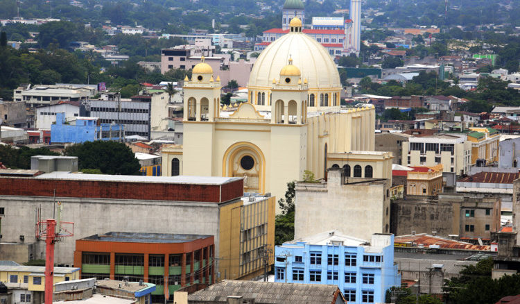 Alcaldía declara estado de emergencia en San Salvador