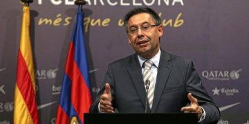 Desacuerdo en el Barcelona por la reducción de salarios