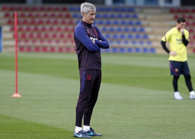 Setién aseguró que en el Barça las derrotas duelen mas