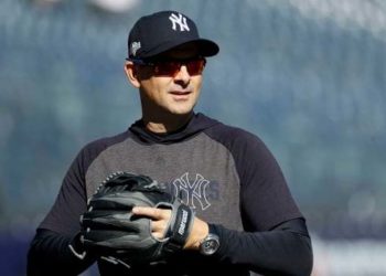 Boone: “Siento frustración por no empezar a jugar”