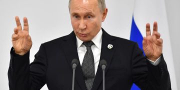 Putin asegura que Rusia desarrolla nuevas armas “para defender al país”