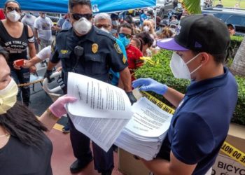 Casi 17 millones de trabajadores pierden el empleo en tres semanas en EE.UU