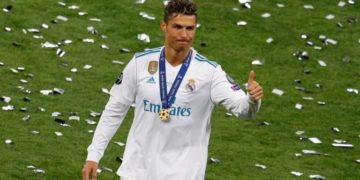 Cristiano Ronaldo fue ofrecido al Barcelona pero prefirió al Real Madrid
