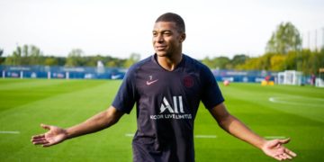PSG no quiere soltar a Mbappé