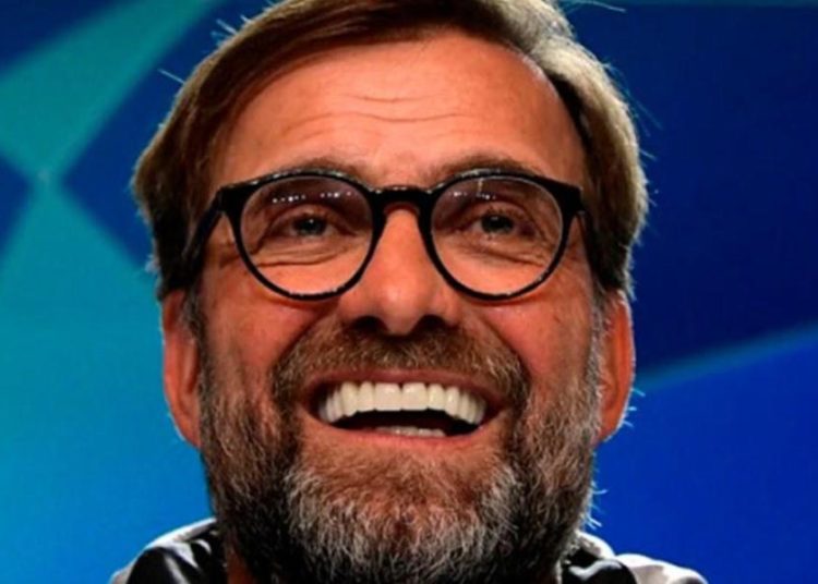 Klopp: «El fútbol puede ayudar a levantar el ánimo de la gente»