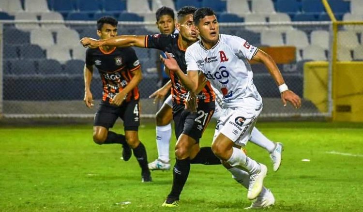 Alianza, Águila y 11 Deportivo presentaron finiquitos y están listos para inscribirse