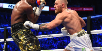 ¿Cumplirá? McGregor le hizo una gran promesa a Mike Tyson