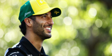 McLaren responde y ficha a Ricciardo