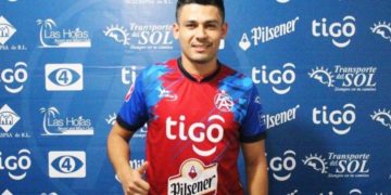Jugador salvadoreño varado: “Nos toca estar durmiendo en el carro”