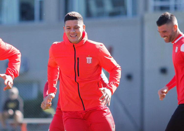 ¿Un giro en el futuro de Marcos Rojo?