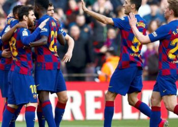 ¿Se va? El gigante de la Premier que puede llevarse a una figura polémica del Barcelona