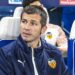 El Valencia destituye a Albert Celades tras alejarse de zona Champions